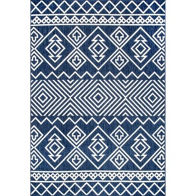 NuLOOM Celine Aztec Indoor/Outdoor Area Rug - Image 14
