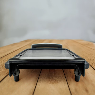 Brentwood TS-819 9x18 Inch Nonstick Electric Griddle In Black With Drip Pan - Image 5