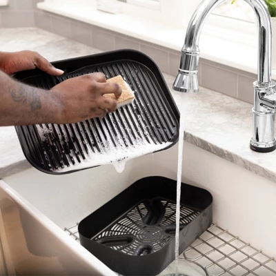 Ninja Woodfire Outdoor Grill & Smoker, 7-in-1 Master Grill, BBQ Smoker And Air Fryer With Woodfire Technology - OG701 - Image 9